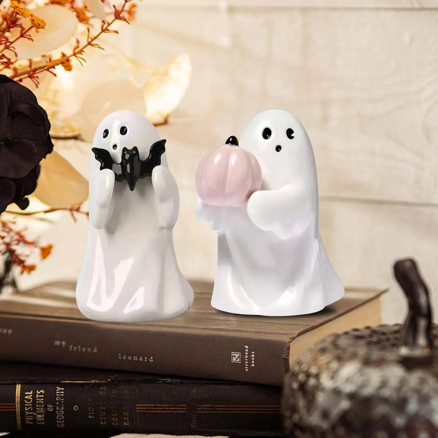 Halloween Geisterfiguren mit Fledermaus